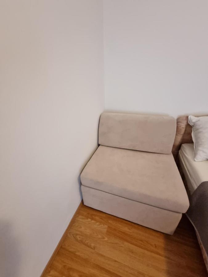 Apartments Lili 비오그라드나모루 외부 사진