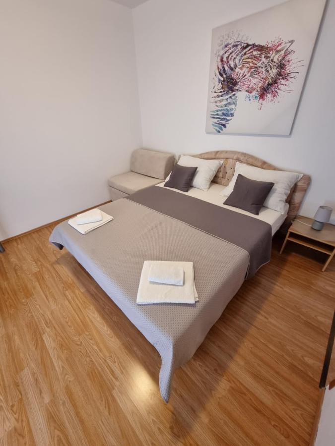 Apartments Lili 비오그라드나모루 외부 사진