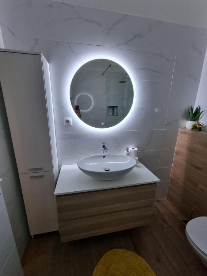 Apartments Lili 비오그라드나모루 외부 사진
