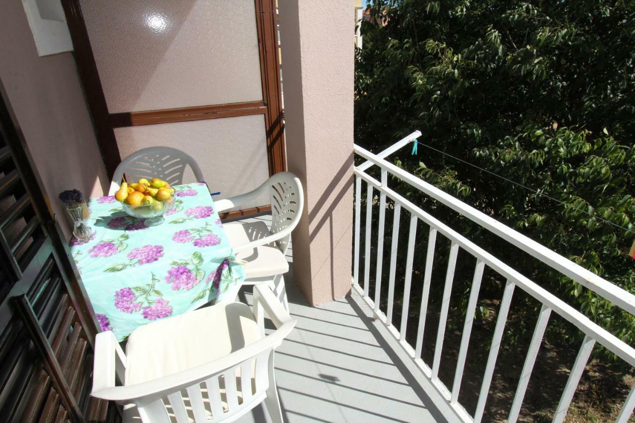 Apartments Lili 비오그라드나모루 외부 사진